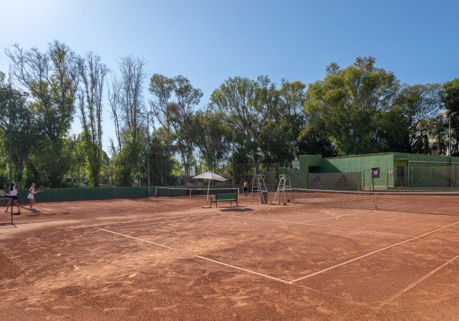 Tennis Racket Club | Hotel Kimpton Los Monteros